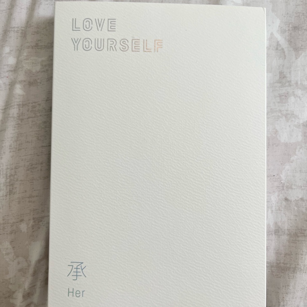 BTS - Love Yourself 承 [Her] L version